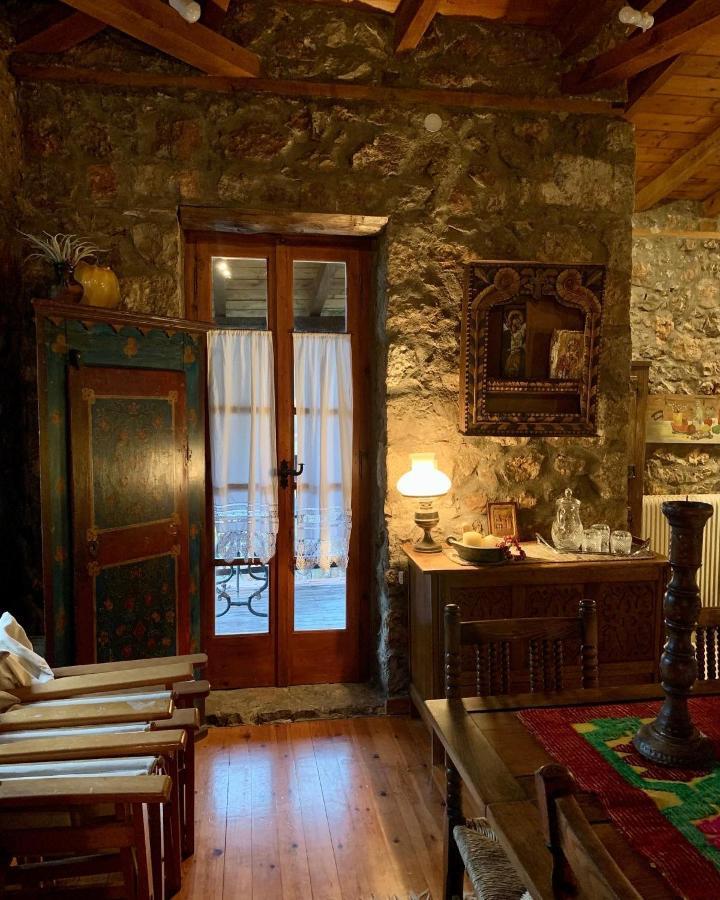 Mariolata Stone House Villa Lílaia Exterior foto
